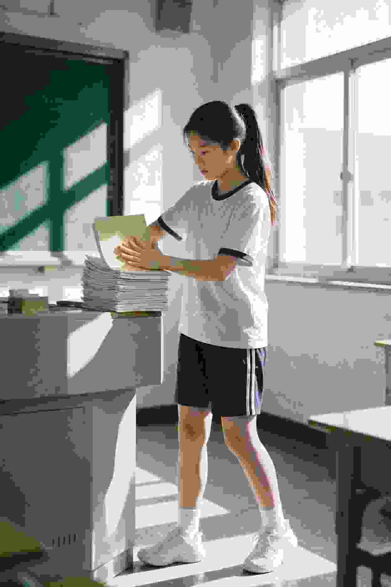 北极光舞